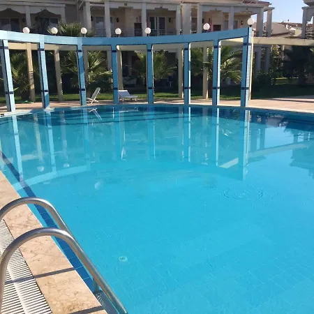 Villa Rossa *